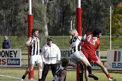 Goal Umpire Caiafa