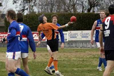 Central Umpire Mackay