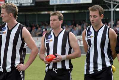 Euroa players line up