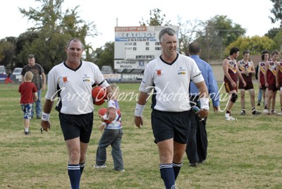 Doyle & Trevaskis Reserves Central Umpires 