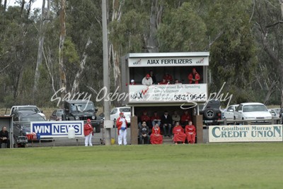 Swans Coaching Staff & Bench