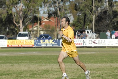 Mooroopna Runner - Darvrenzia