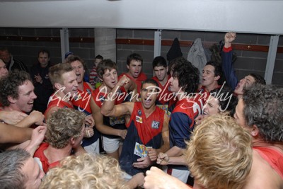 Shepp United Players singing club song