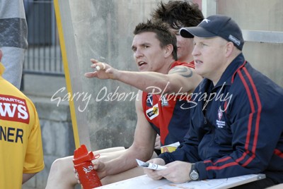 United Coach - Quarrell & Staff