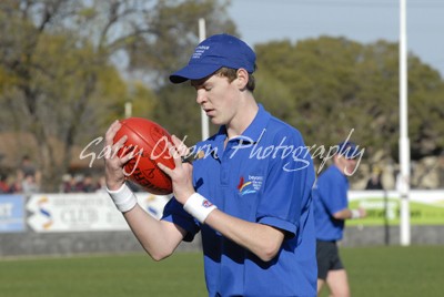 Boundary Umpire - Brett