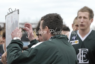 Echuca Coach - Henderson & Players