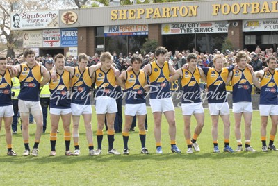 All Mansfield players line up