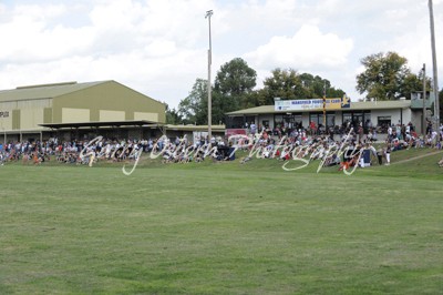 All Crowd at Mansfield