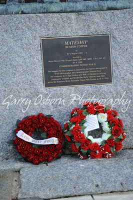 Anzac Day - Wreath cenotaph