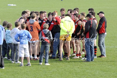 Kyabram Coach - Williams & Players