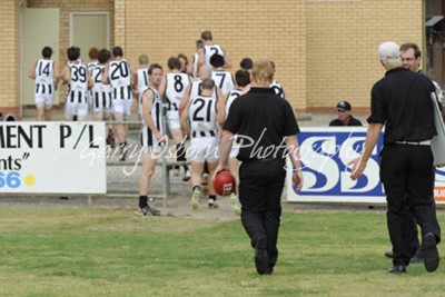 Euroa Coach - Rowe, Durbidge & Players