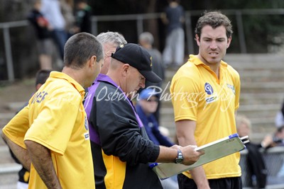 Bushies Coach - Shannon & Harrap