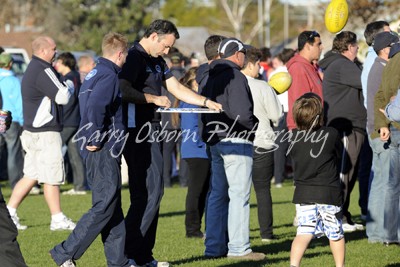 Mooroopna Coach - Campbell