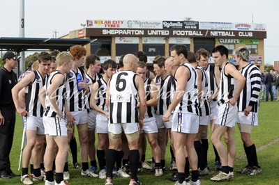 Euroa Coach - Watson & players