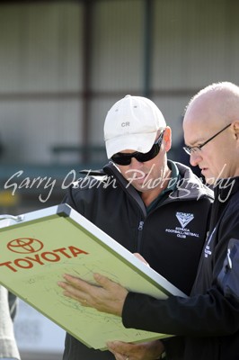 Echuca Coach - Stewart & Assistant Hogan