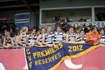 All Mooroopna Players & Flag