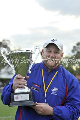 Tatura Coach - Daniel & Cup