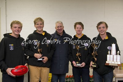 2014 Div 1 Award Winners & Coach - O