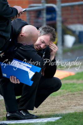 Bushies Coach - Watson & Harrap